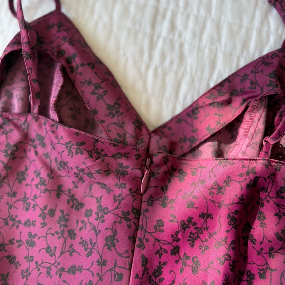 URBAN OUTFITTERS Purple Flower Button-Up Romper - Picture 5 of 6